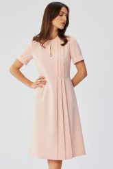 Elegancka sukienka midi z ozdobnymi zakładkami pudrowy róż. Czerwone sukienki damskie Stylove, bez wzorów, eleganckie, bez ramiączek. Za 249.00 zł.