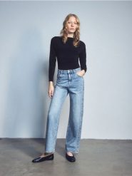 Jeansy wide leg z aplikacją - niebieski. Niebieskie jeansy damskie Reserved. Za 199.99 zł.