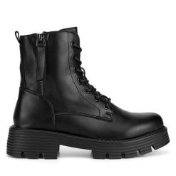 Botki DeeZee. Czarne botki damskie DeeZee, bez obcasa, na płaskiej podeszwie, bez zapięcia. Za 179.99 zł.