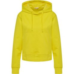 Bluza damska z kapturem Hummel Go 2.0. Żółte bluzy damskie Hummel, bez wzorów, z kapturem. Za 231.00 zł.