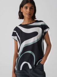 OPUS Koszulka w kolorze czarnym rozmiar: 36. Czarne bluzki damskie Opus, bez wzorów, bez kołnierzyka, bez ramiączek. Za 86.99 zł.