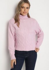 Jasnoróżowy Klasyczny Golf Ozdobiony Tłoczeniem Dainaria. Czerwone golfy damskie Born2be, bez wzorów, bez ramiączek. Za 89.99 zł.