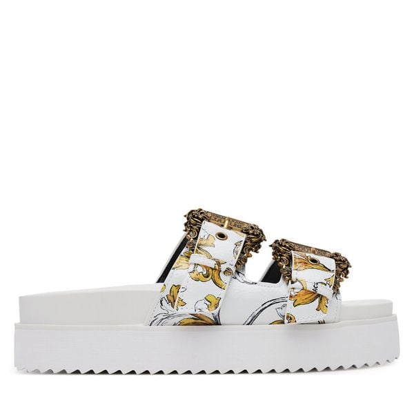 Klapki Versace Jeans Couture. Białe klapki damskie Versace Jeans Couture, bez wzorów, z jeansu, bez obcasa, bez zapięcia. Za 769.99 zł.