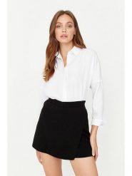 Trendyol Spódnico-spodenki w kolorze czarnym rozmiar: S. Czarne spódnice damskie Trendyol, na co dzień, s, bez wzorów, mini. Za 56.95 zł.