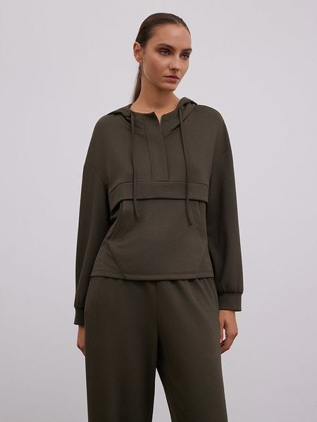 BGN Bluza w kolorze khaki rozmiar: 34. Brązowe bluzy damskie BGN, bez wzorów, z kapturem. Za 69.91 zł.