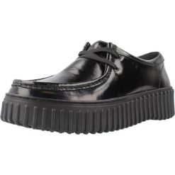 Tenisówki Clarks Model Torhill Bee Kolor Czarny. Czarne trampki damskie Clarks, bez wzorów, z tkaniny, bez zapięcia. Za 535.55 zł.
