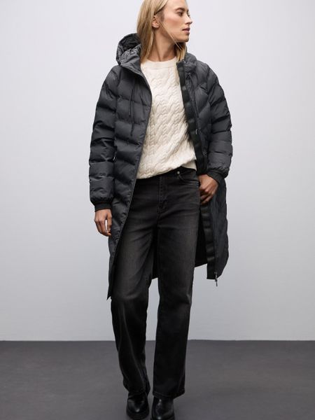 Street One Pikowany płaszcz damski Kobiety czarny jednolity, 44. Czarne płaszcze damskie Street One, bez wzorów, bez kaptura. Za 849.95 zł.