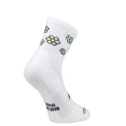 Skarpetki Sporcks Marguerite. Białe skarpetki damskie SPORCKS, bez wzorów, z nylonu. Za 156.00 zł.
