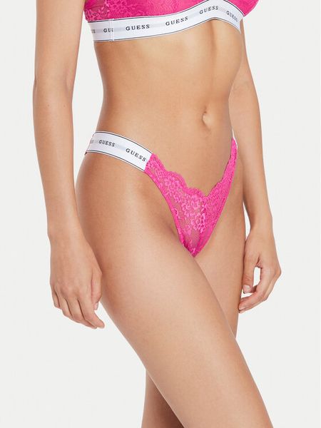 Guess Stringi O3RE08 KBBT0 Różowy. Czerwone stringi Guess, z aplikacjami, z syntetyku. Za 79.99 zł.