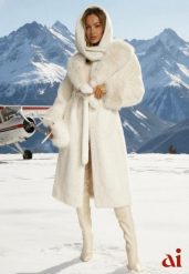 Biały Futrzany Płaszcz z Wiązanym Paskiem Ozdobnym Kołnierzem i Mankietami Viaressa. Białe płaszcze damskie Renee, l, bez wzorów, z futra, bez kaptura. Za 359.99 zł.