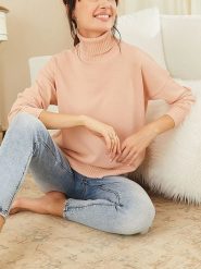 Milan Kiss Golf w kolorze łososiowym rozmiar: XL. Pomarańczowe golfy damskie Milan Kiss, xl, bez wzorów, bez ramiączek. Za 130.99 zł.