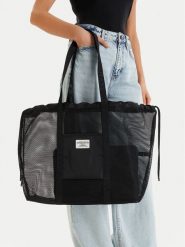 Guess Jeans Torebka WBEO-GUESS-M-003-09 Czarny. Czarne torebki klasyczne damskie Guess Jeans, z jeansu, bez dodatków. Za 159.99 zł.