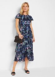 Sukienka szyfonowa z rękawkami motylkami. Niebieskie sukienki damskie bonprix, bez wzorów, z szyfonu, bez ramiączek. Za 229.99 zł.