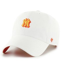 Czapka z daszkiem 47 Brand. Białe czapki z daszkiem damskie 47 Brand, bez wzorów. Za 89.99 zł.