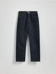 Jeansy straight leg - granatowy. Niebieskie jeansy damskie Reserved. W wyprzedaży za 89.99 zł.