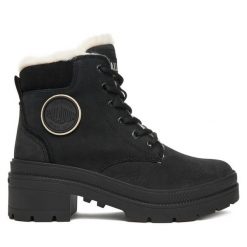 Trzewiki Palladium. Czarne botki damskie Palladium, bez obcasa, na płaskiej podeszwie, bez zapięcia. Za 629.99 zł.