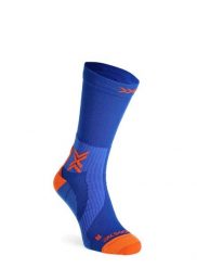 Skarpety do biegania X-Socks Run Perform Warm Crew. Niebieskie skarpetki damskie X Socks, bez wzorów, z materiału. Za 159.99 zł.