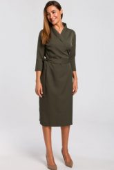 Elegancka sukienka biznesowa kopertowa z paskiem zielona. Zielone sukienki damskie Stylove, bez wzorów, biznesowe, bez ramiączek. Za 309.00 zł.