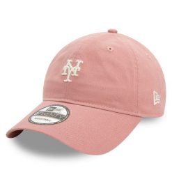 Czapka z daszkiem New Era. Czerwone czapki z daszkiem damskie New Era, bez wzorów. Za 89.99 zł.