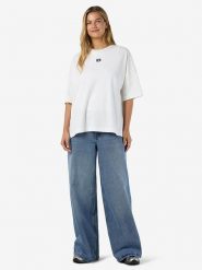 Noisy may Koszulka "Kim" w kolorze białym rozmiar: XS. Białe bluzki damskie Noisy may, xs, bez wzorów, z bawełny, bez kołnierzyka, bez ramiączek. Za 57.33 zł.