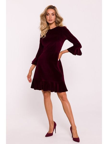 Made of emotion Aksamitna sukienka w kolorze ciemnoczerwonym rozmiar: L. Czerwone sukienki damskie Made Of Emotion, bez wzorów, bez ramiączek. Za 219.99 zł.