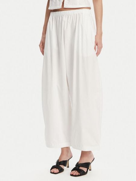 PINKO Spodnie materiałowe 105210 A2LD Biały Relaxed Fit. Białe spodnie materiałowe damskie Pinko, bez wzorów, z bawełny. Za 459.99 zł.