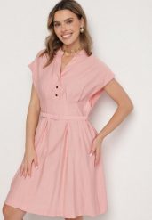 Różowa Sukienka z Wiskozy o Rozkloszowanym Kroju z Paskiem Sepina. Czerwone sukienki damskie Born2be, z aplikacjami, z wiskozy, eleganckie, bez ramiączek. Za 129.99 zł.