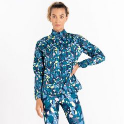 Kurtka turystyczna damska Resilent II Dare 2B. Niebieskie kurtki sportowe damskie Dare 2b, bez wzorów, z elastanu, bez kaptura. W wyprzedaży za 236.20 zł.