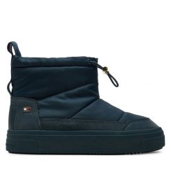 Śniegowce Tommy Hilfiger. Niebieskie śniegowce damskie Tommy Hilfiger, z nylonu. Za 699.99 zł.
