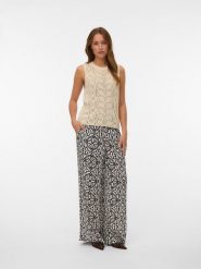 Vero Moda Bezrękawnik w kolorze beżowym rozmiar: XS. Brązowe swetry klasyczne damskie Vero Moda, xs, z bawełny, bez kołnierzyka. Za 52.55 zł.