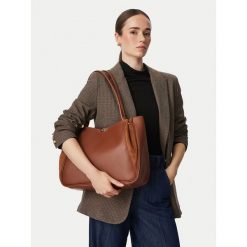 Torebka Coccinelle. Brązowe shopper bag Coccinelle, bez wzorów, bez dodatków. Za 1,549.00 zł.
