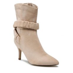 Botki DeeZee. Brązowe botki damskie DeeZee, bez obcasa, na szpilce, bez zapięcia. Za 119.99 zł.