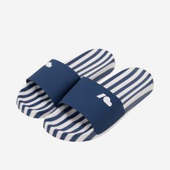 Klapki Kubota Basenowe Basic Print Granatowe. Klapki damskie Kubota, bez wzorów, z dresówki, bez obcasa, bez zapięcia. Za 79.99 zł.