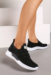 Czarne Buty Sportowe Westtide. Czarne obuwie sportowe casual damskie Born2be. Za 34.99 zł.