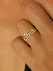 DIA DIAMONDS Pozłacany pierścionek z diamentami rozmiar: 58. Żółte pierścionki damskie DIA DIAMONDS, z diamentem, pozłacane. Za 223.99 zł.