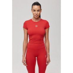 Koszulka sportowa oddychająca Rough Radical Zoya Classic. Czerwone koszulki sportowe damskie ROUGH RADICAL, bez wzorów, bez ramiączek, na jogę i pilates. Za 109.90 zł.