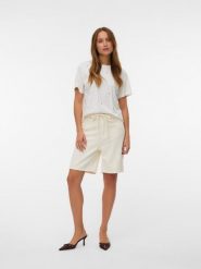 Vero Moda Koszulka w kolorze białym rozmiar: L. Białe bluzki damskie Vero Moda, l, bez wzorów, z bawełny, bez kołnierzyka, bez ramiączek. Za 56.79 zł.