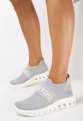 Szare Buty Sportowe ze Skarpetkową Cholewką i Napisem Thirllas. Szare obuwie sportowe casual damskie Born2be. Za 54.99 zł.