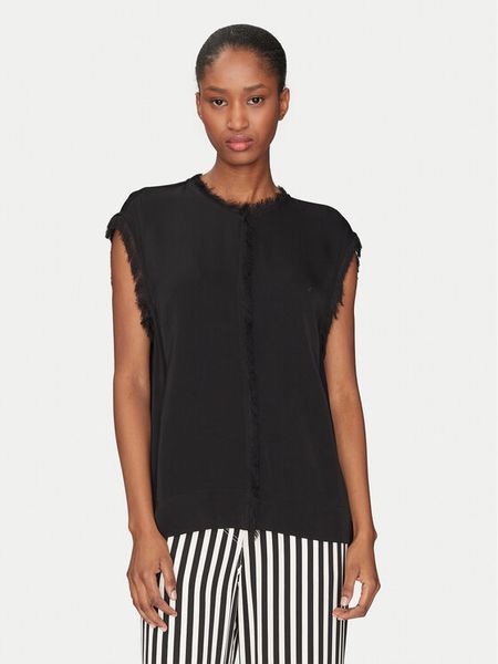 DAY BIRGER ÉT MIKKELSEN Bluzka Lise DAY65243713 Czarny Regular Fit. Czarne bluzki damskie DAY Birger et Mikkelsen, bez wzorów, z wiskozy, bez kołnierzyka, bez ramiączek. Za 529.99 zł.