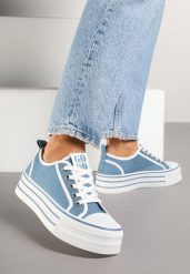 Jasnoniebieskie Trampki na Platformie Ozdobione Cyrkoniami Arenoria. Niebieskie trampki damskie Renee, bez wzorów, z jeansu, bez zapięcia. Za 74.99 zł.