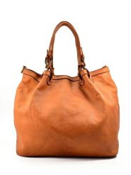 Amara Skórzany shopper bag "Quattro" w kolorze jasnobrązowym - 42 x 33 x 17 cm rozmiar: onesize. Brązowe shopper bag Amara, bez wzorów, z materiału, bez dodatków. Za 522.14 zł.