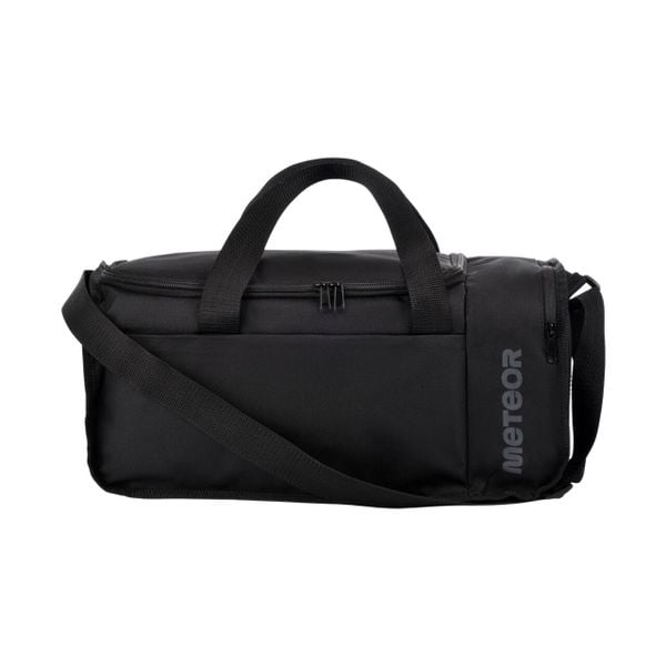 Torba Fitness Meteor Nanuq 20l. Czarne torby sportowe Meteor, bez wzorów. Za 49.99 zł.