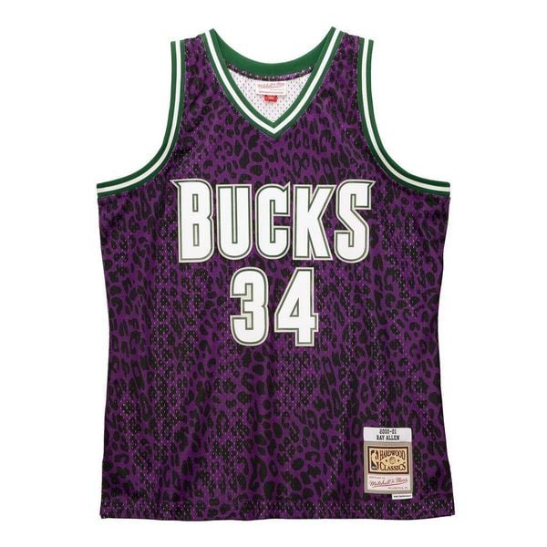Koszulka Milwaukee Bucks Swingman Wild Life 2000/01. Fioletowe koszulki damskie Mitchell & Ness, bez wzorów, bez kołnierzyka, bez ramiączek. Za 616.50 zł.