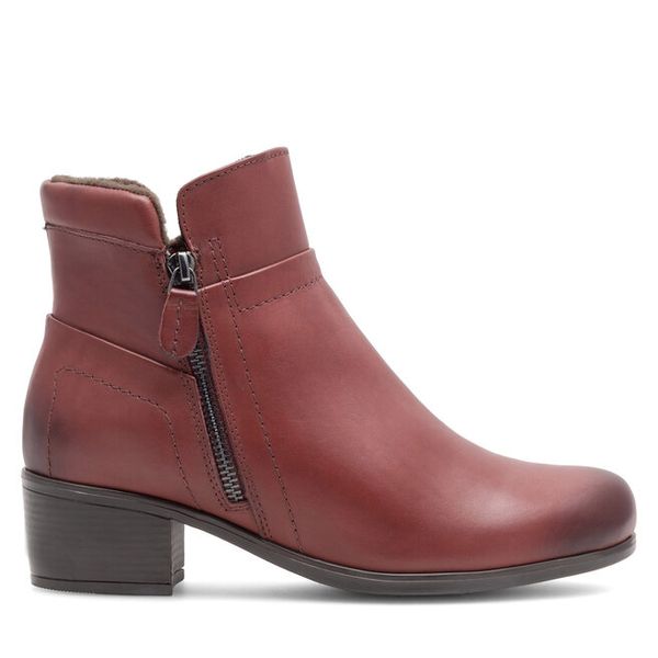 Botki Go Soft. Czerwone botki damskie GO SOFT, bez obcasa, na słupku, bez zapięcia. Za 249.99 zł.