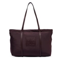 Torebka Calvin Klein. Czerwone torebki klasyczne damskie Calvin Klein, bez dodatków. Za 449.99 zł.