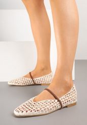 Beżowe Balerinki Boho z Szydełkową Cholewką z Paskiem Vocele. Brązowe balerinki damskie Born2be, bez wzorów. Za 79.99 zł.