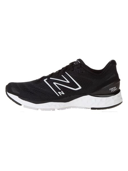 New Balance Buty "Tech Run Solvi v4" w kolorze czarnym do biegania rozmiar: 41. Czarne obuwie sportowe damskie New Balance, z materiału, bez zapięcia, do biegania. Za 283.13 zł.