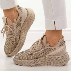 Beżowe sneakersy damskie Scaviola w572. Brązowe obuwie sportowe damskie Sca'viola, na jesień, z jeansu, bez zapięcia. Za 429.00 zł.