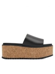 Lasocki Klapki WYL3440-4Z Czarny. Czarne klapki damskie Lasocki, bez wzorów, ze skóry, bez obcasa, bez zapięcia. Za 249.99 zł.