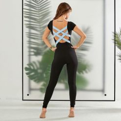 Kombinezon do Jogi Samarali Laguna. Czarne kombinezony damskie SAMARALI, s, bez wzorów, z bawełny, bez kołnierzyka, bez ramiączek. Za 425.00 zł.